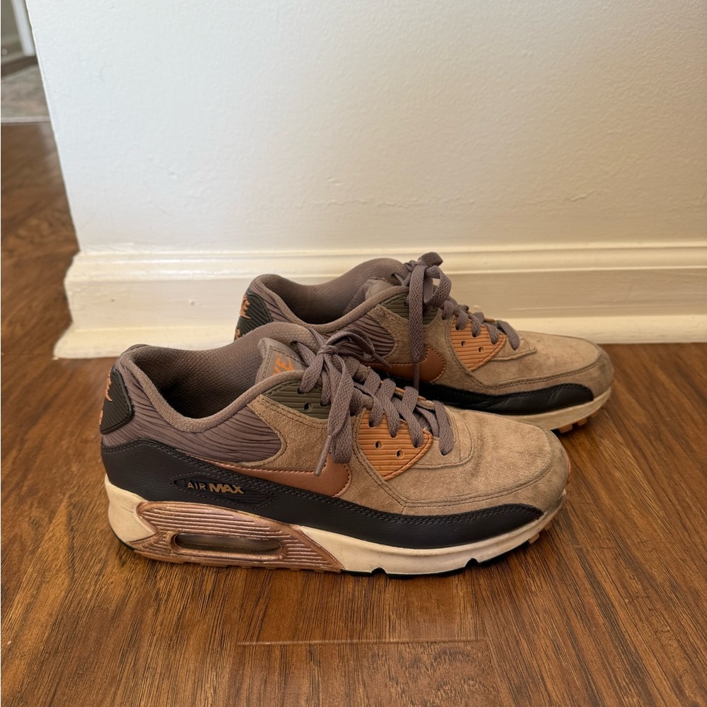 Nike Air Max, Women’s 8